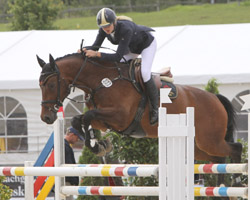 Danise Svensson kam zu einem Doppelsieg, gewann eine Springpferde M auf La Fleur und wurde auf Costa (Foto) Zweite. Danise Svensson kam zu einem Doppelsieg, gewann eine Springpferde M auf La Fleur und wurde auf Costa (Foto) Zweite.